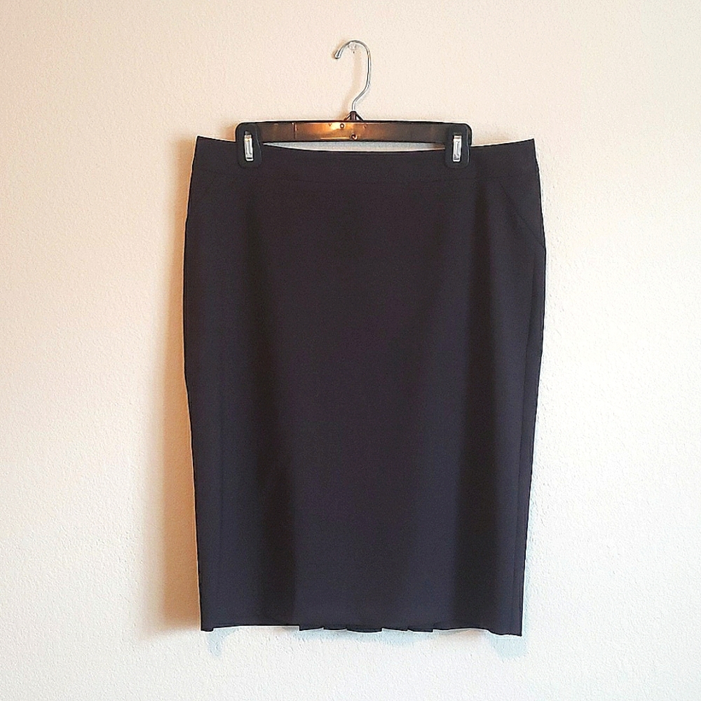 Body By Victoria Womens Pleated Pencil Skirt